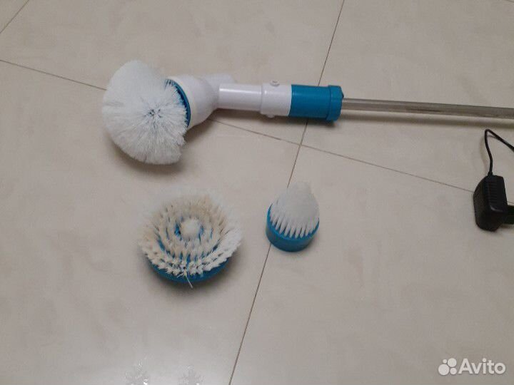 Щётка для ванной очень удобная вещь