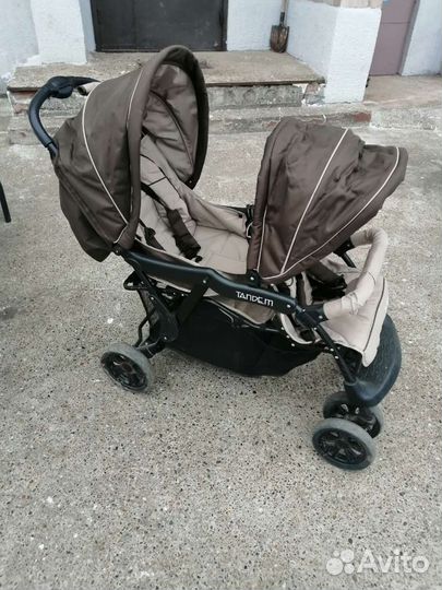 Прогулочная коляска для двойни
