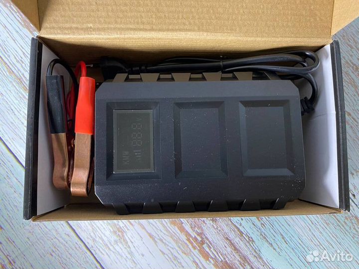 Зарядное устройство для аккумулятора новое