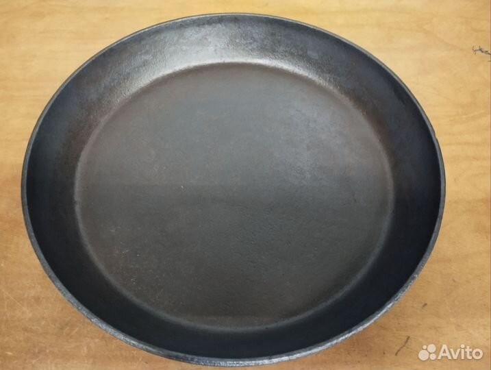 Сковородка СССР чугунная 2 шт