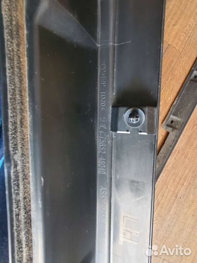 Накладка порогов Lexus RX 4