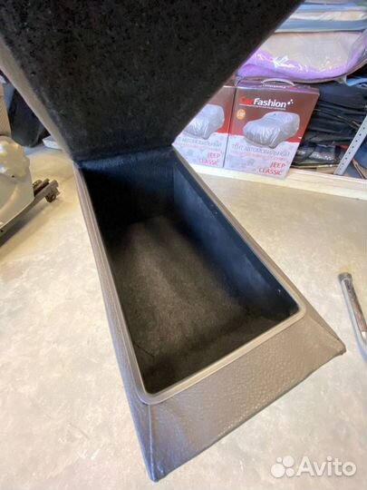 Подлокотник Skoda Octavia Tour, экокожа