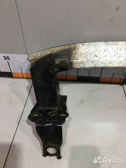 Усилитель переднего бампера Audi Q7 4L