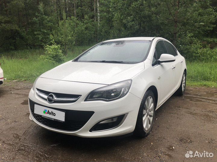 Opel Astra 1.6 МТ, 2012, 145 899 км