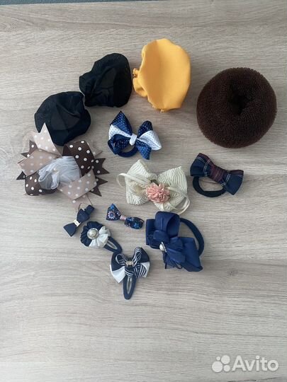 Резинки, валики и заколки для волос