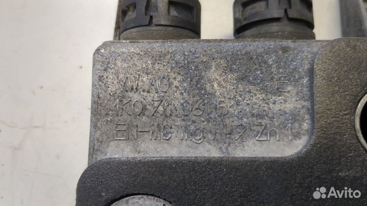 Кулиса кпп Volkswagen Touran