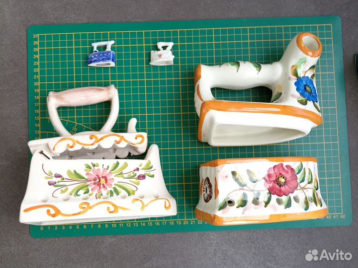 Фарфоровый утюг шкатулка