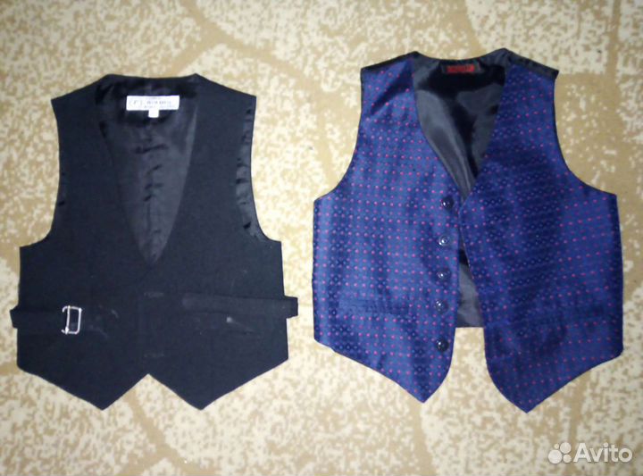 Рубашка, жилет, брюки черные