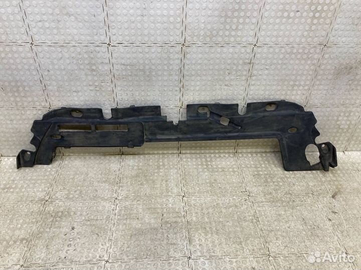 Кожух замка капота Toyota Auris E150 2006-2012