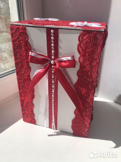 Свадебный сундук + фатин на капот автомобиля в