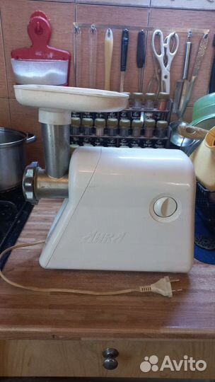 Мясорубка электрическая