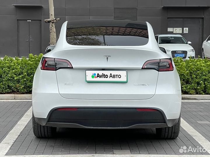 Tesla Model Y 345 л.с. AT, 2024, 14 000 км