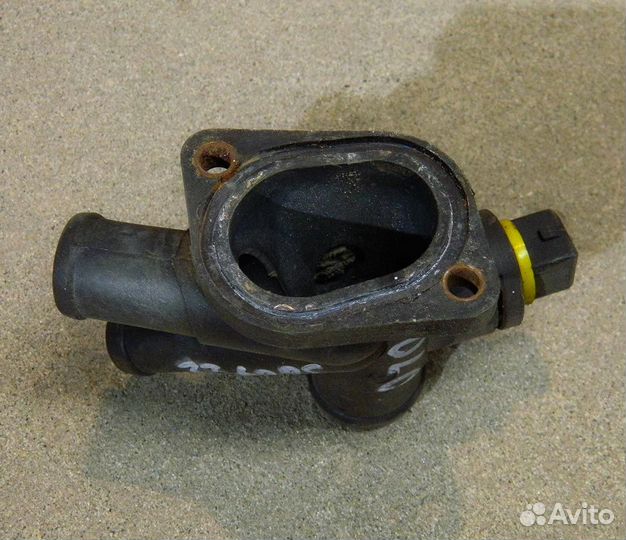 Фланец охлаждения VW Polo 3 / Golf 3 1.6