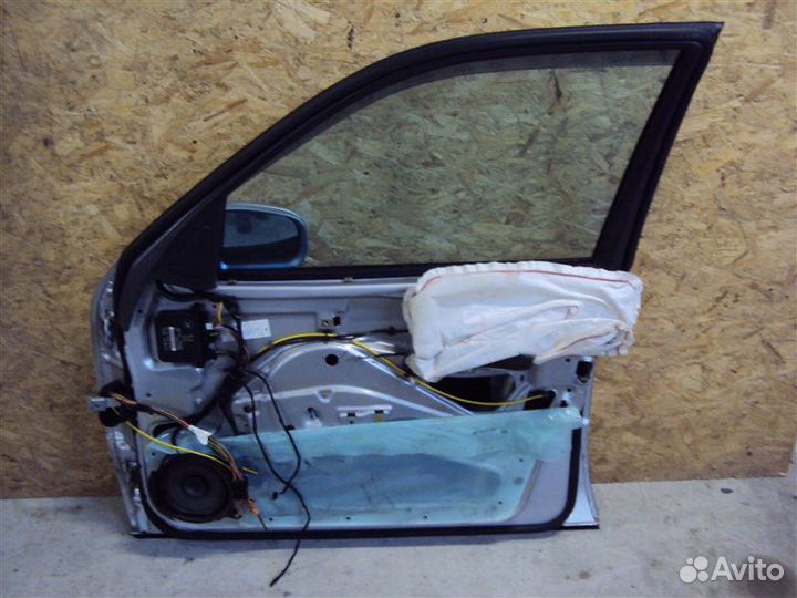 Дверь передняя правая Mercedes-Benz E W210 112.941