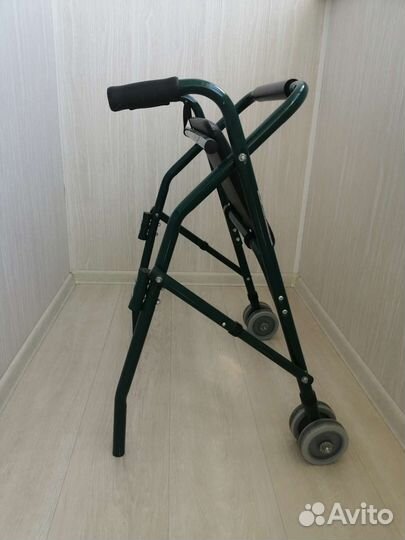 Ходунки для взрослых на колесах