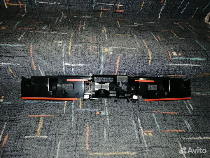 Механизм багажника на Nissan juke