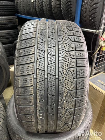 Pirelli Winter Sottozero II 275/40 R19 106V