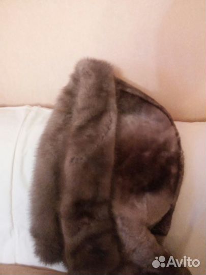 Продаю мутоновую шубу