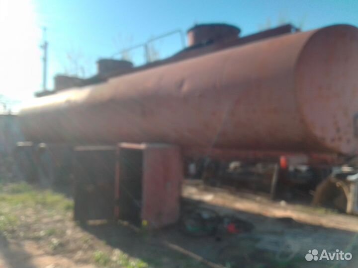 Полуприцеп химическая цистерна Нефаз 9693-10, 2003