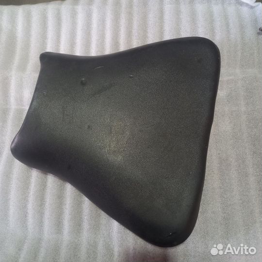 Сиденье переднее Suzuki gsxr 600/750 97-99