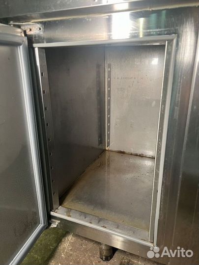 Холодильный стол с мойкой Hicold GN111/TN 1G