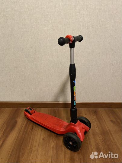 Самокат трехколесный trolo rapid