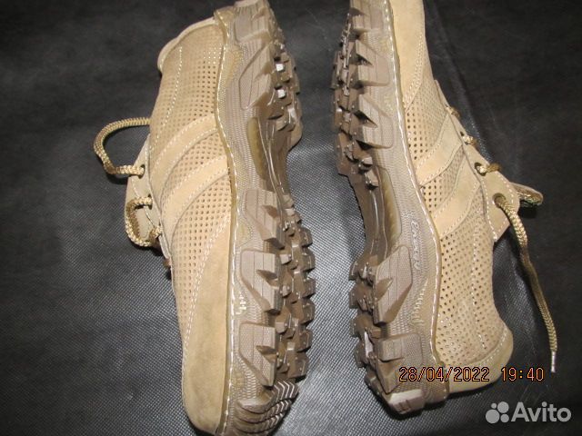 Новые трекинговые полуботинки