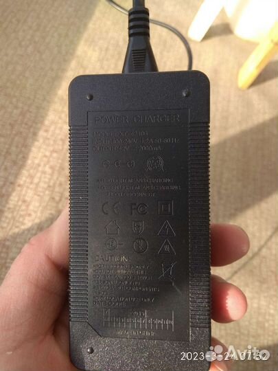 Зарядка для электросамоката Kugoo