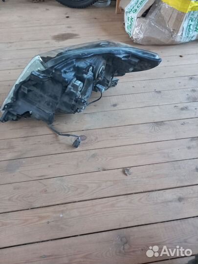 Фара Toyota Land Cruiser Prado 150 2017