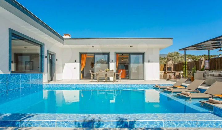 Коттедж 109 м² на участке 6 сот.