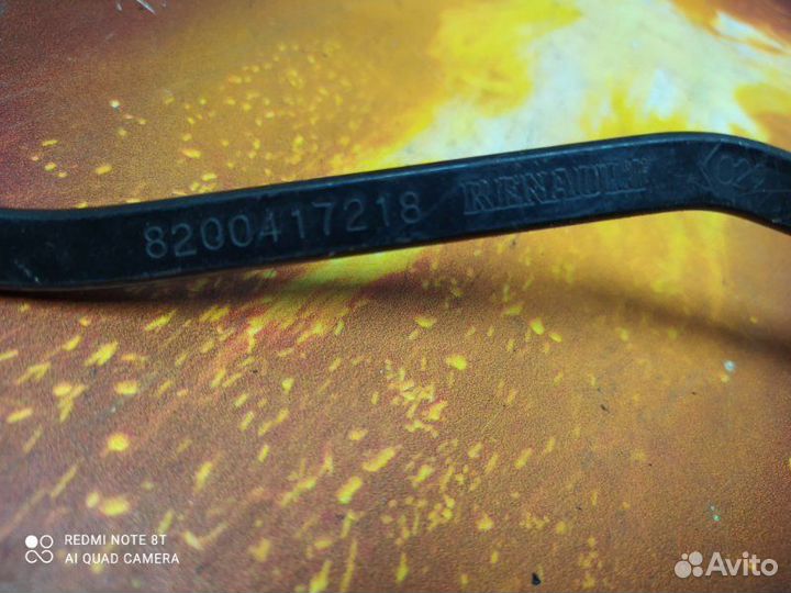 Поводок стеклоочистителя левый Renault Megane 2