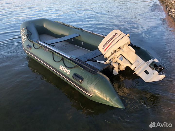 Лодка Brig с мотором Johnson 30лс