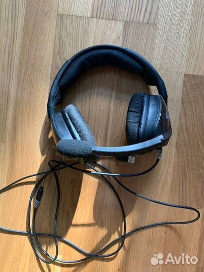 Игровые наушники с микрофоном Corsair void PRO