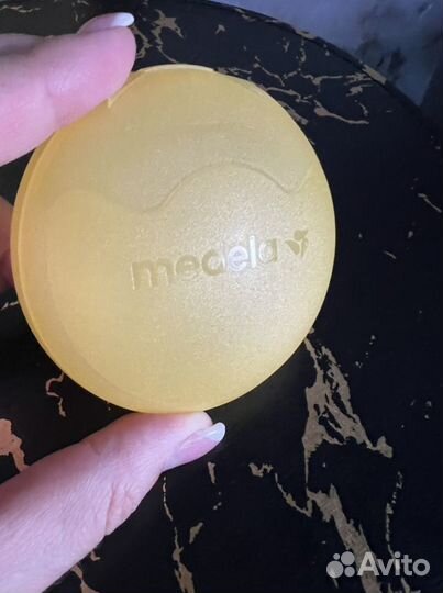 Накладка силиконовая на грудь для кормления Medela