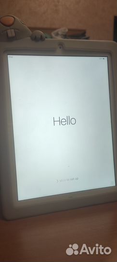 Продам iPad 16g