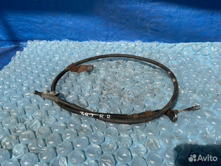 Трос ручника правый Infiniti Ex35 J50 3 2008