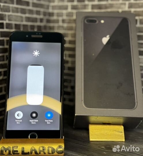 iPhone 8 Plus, 64 ГБ