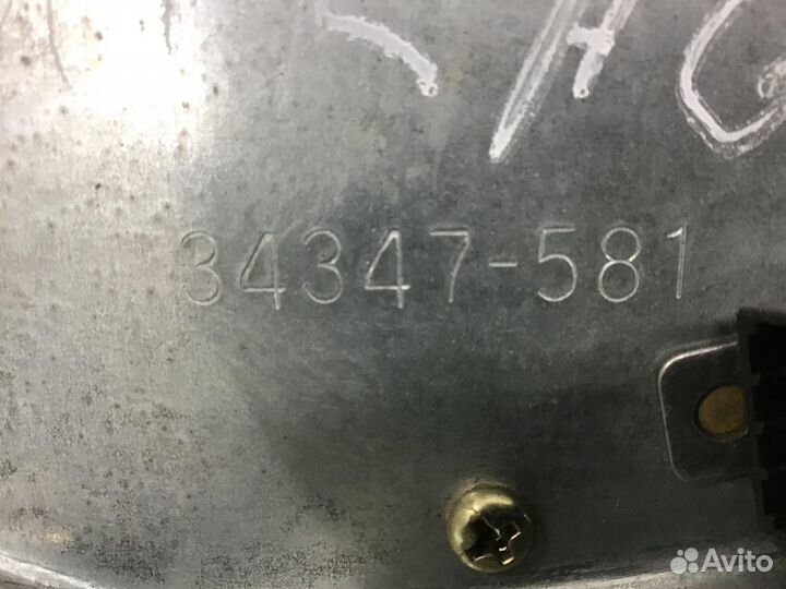 Моторчик стеклоочистителя задний Mitsubishi Mirage