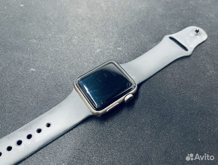 Смарт-часы Apple Watch Series 3 38mm A1858