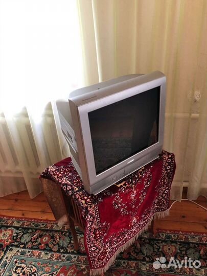 Телевизор
