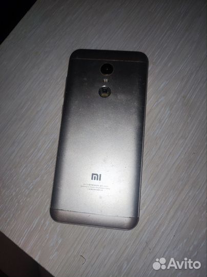 Xiaomi Redmi 5 Plus, 3/32 ГБ