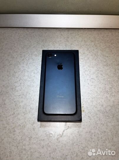 iPhone 7, 32 ГБ