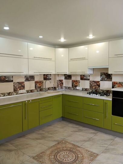 2-к. квартира, 56 м², 9/10 эт.