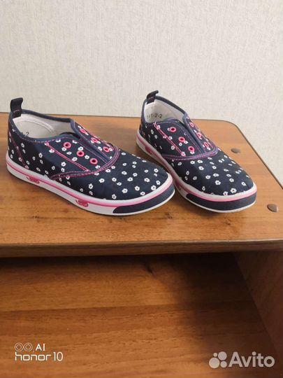 Летняя обувь для девочки, состояние новых