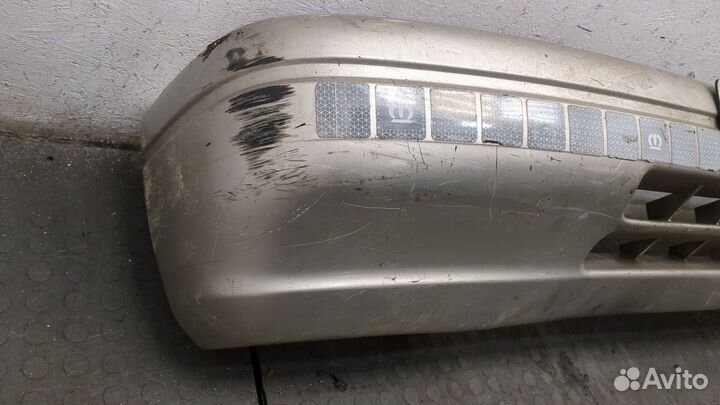 Бампер передний Isuzu Trooper