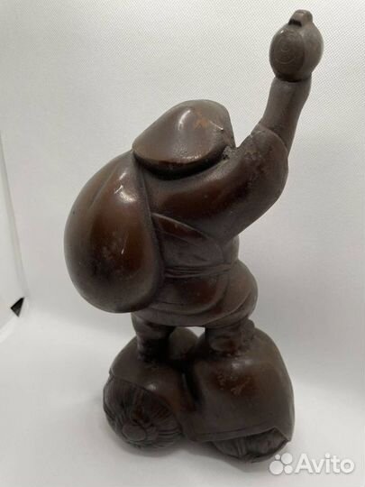 Антиквариат ; статуя 