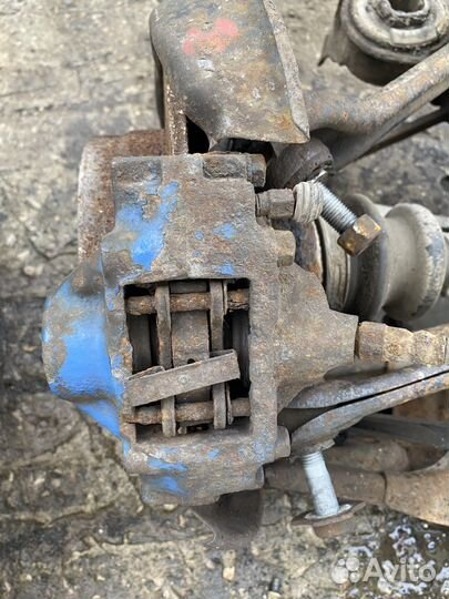 Разборе мерсадес 124