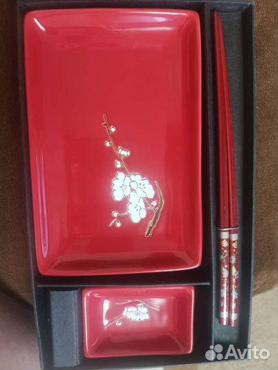 Набор посуды для суши и роллов