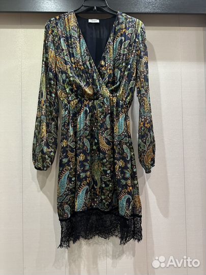 Платье праздничное женское