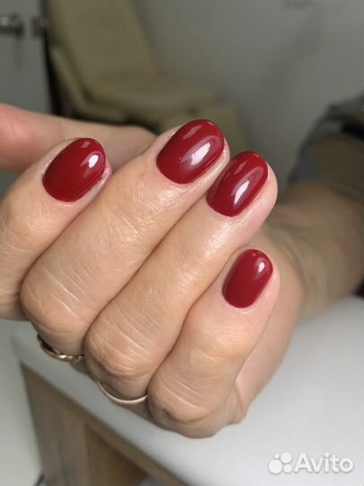 Маникюр, покрытие шеллак, наращивание ногтей